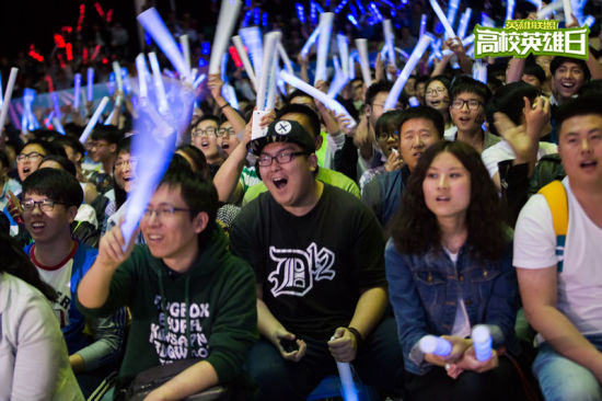 【战报】王者荣耀2020KPL秋季赛，WB.TS 3：0 上海EDG.M稳稳拿下