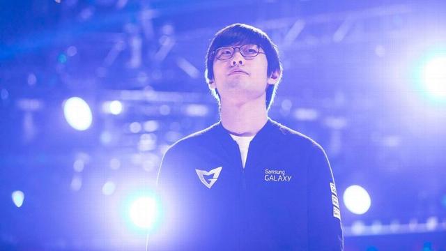 布达佩斯Major 2025的玩家缺失奖杯尽管获胜