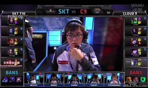 Rekkles分享做客LEC解说席照片：纯白发型，大黑臂注目