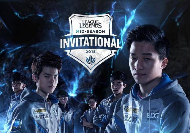 完整的神队伍？OBGG已将 GALA 归类到 Invictus Gaming ，与 TheShy 、 JIEJIE 和 rookie 并列。