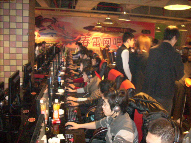 LCK常规赛结束：KT 17胜1负领跑，Zeka、Canyon并列POG